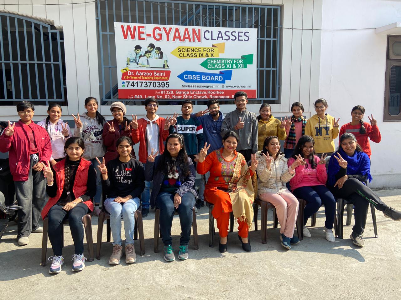 Chemistry Unveiled: The Distinctive Chemistry Program at We-Gyaan Classes in Roorkee